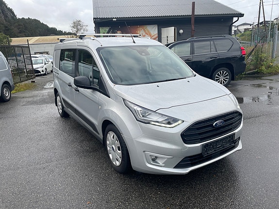 Ford Transit Connect 3 of 17