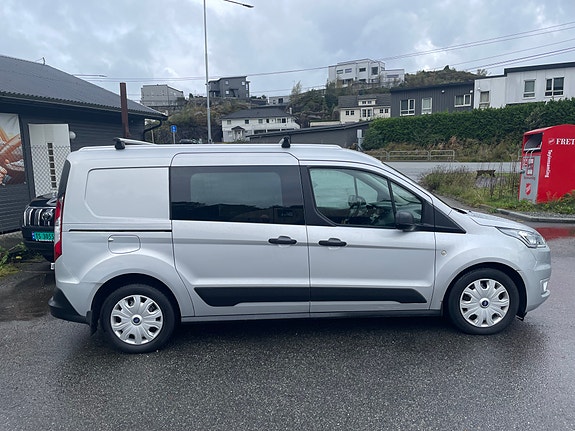 Ford Transit Connect 4 of 17