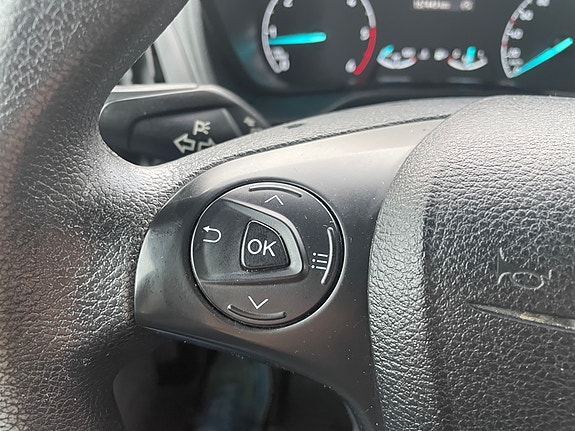 Ford Transit Connect 13 of 17