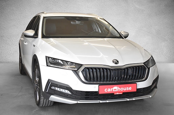 Skoda Octavia Scout 4 of 5