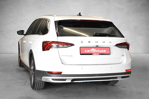 Skoda Octavia Scout 5 of 5