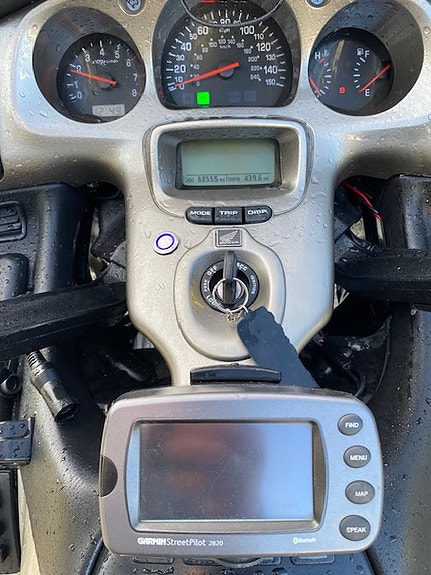 Honda GL 1800 Goldwing 2 of 5