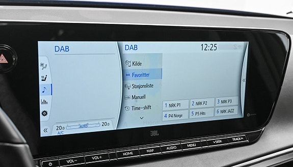 Toyota Mirai 22 of 30