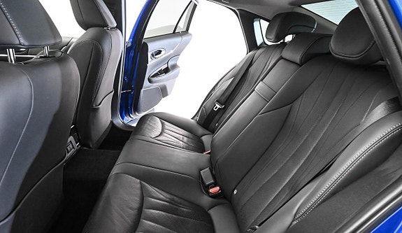 Toyota Mirai 14 of 30