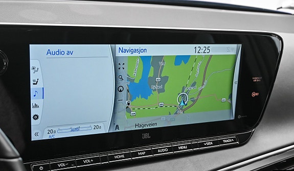 Toyota Mirai 23 of 30