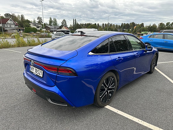 Toyota Mirai 4 of 30