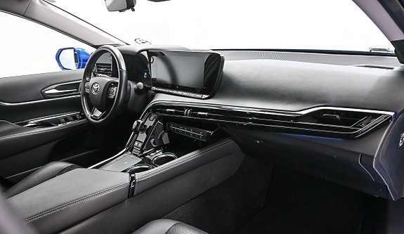 Toyota Mirai 19 of 30