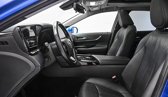 Toyota Mirai 12 of 30