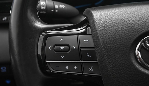 Toyota Mirai 28 of 30
