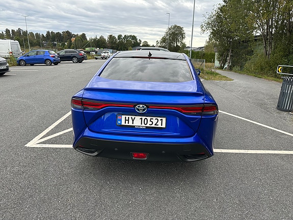 Toyota Mirai 5 of 30