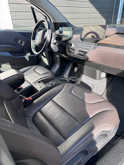 BMW i3 9 of 13
