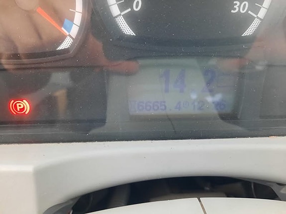 Valtra T 214D 2015, kr 799 000,-