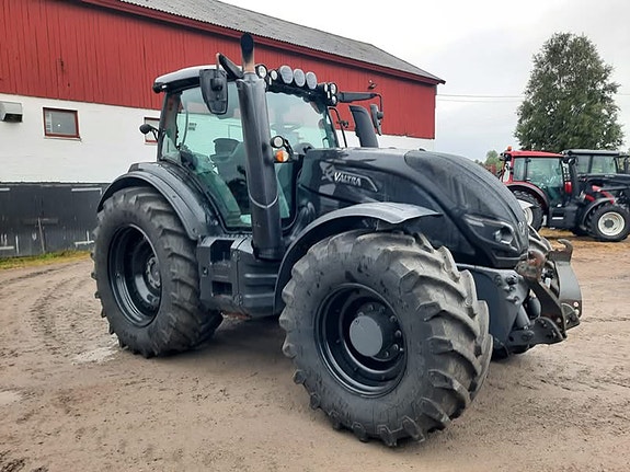 Valtra T 214D 2015, kr 799 000,-