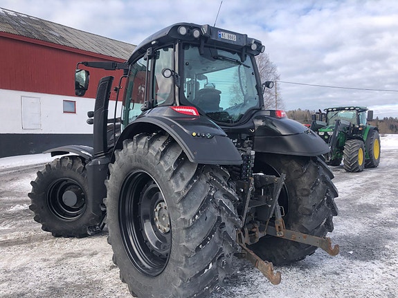 Valtra T 214D 2015, kr 799 000,-