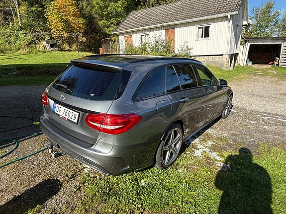 Mercedes-Benz C350 6 of 30