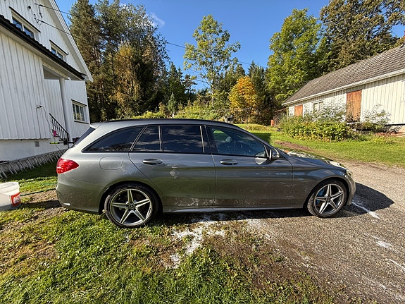 Mercedes-Benz C350 7 of 30