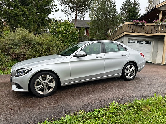 Mercedes-Benz C-Klasse 4 of 16