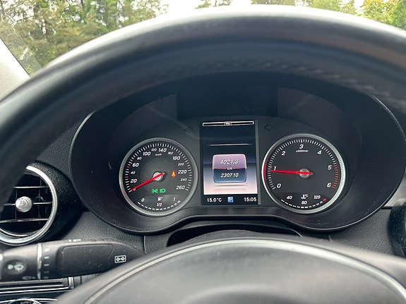 Mercedes-Benz C-Klasse 14 of 16