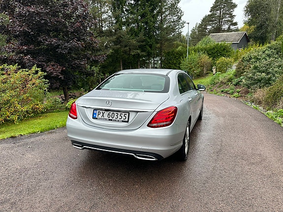 Mercedes-Benz C-Klasse 3 of 16