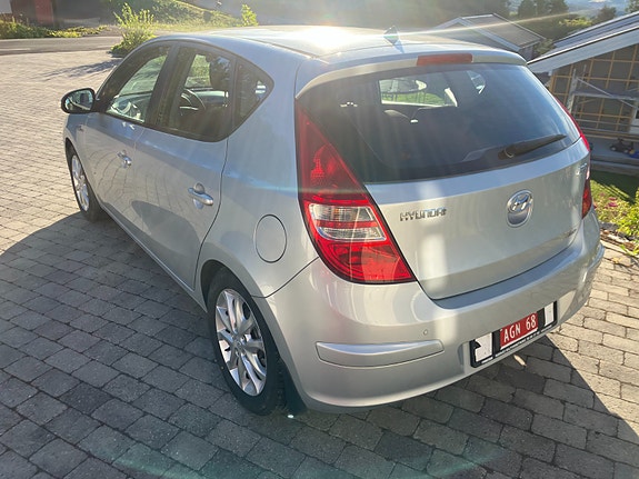 Hyundai i30 3 of 5