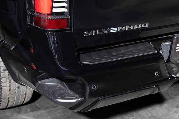 Chevrolet Silverado EV 12 of 30