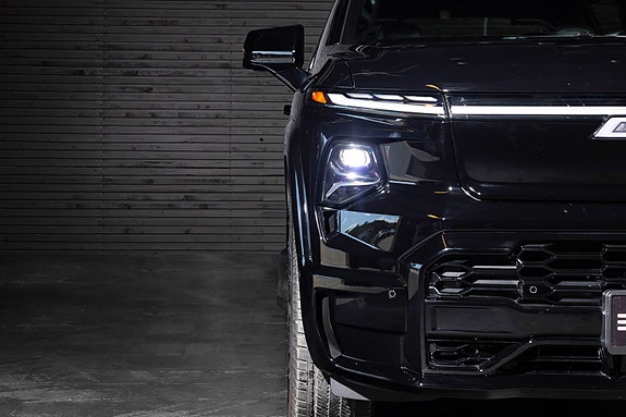 Chevrolet Silverado EV 5 of 30