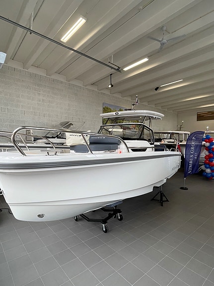 Nimbus T8 2026 - Vi har båter på vei inn for levering. Ta kontakt for tilbud