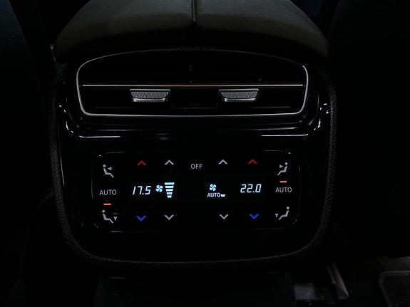 Mercedes-Benz EQS580 25 of 25
