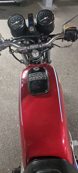 Honda CB 100 15 of 18