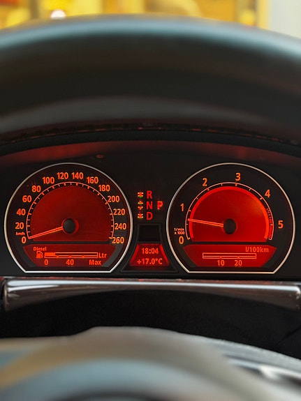 BMW 730d 6 of 11
