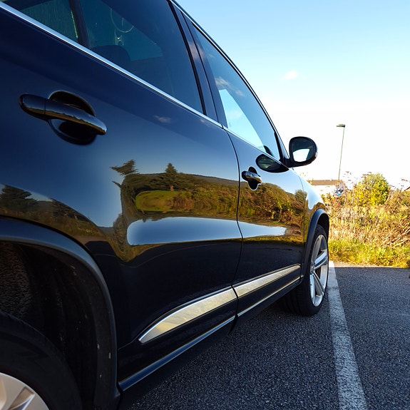 Volkswagen Tiguan 6 of 25
