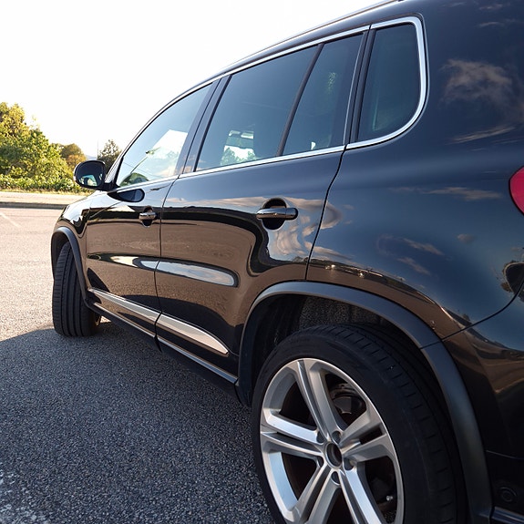 Volkswagen Tiguan 5 of 25
