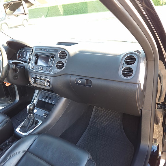 Volkswagen Tiguan 17 of 25