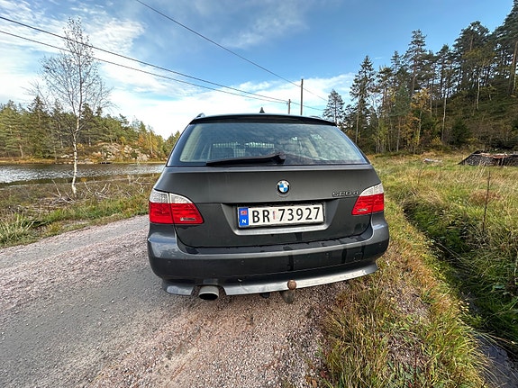 BMW 520d 15 of 18