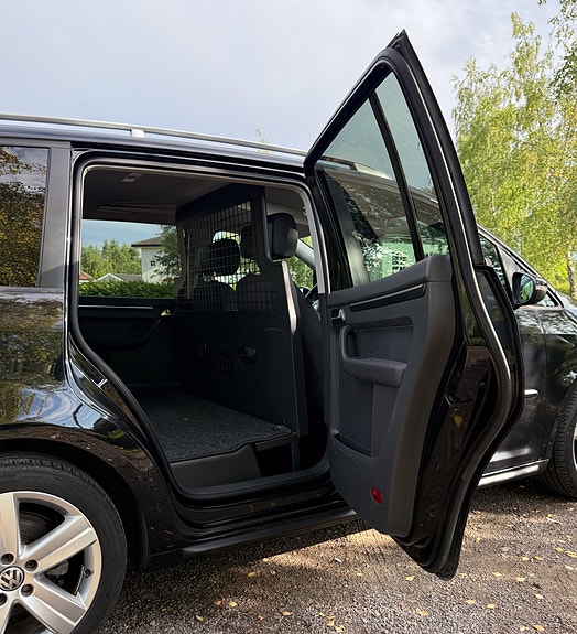 Volkswagen Touran 13 of 23
