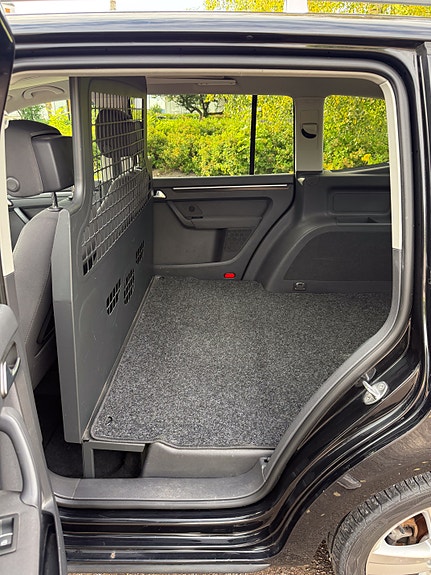 Volkswagen Touran 14 of 23