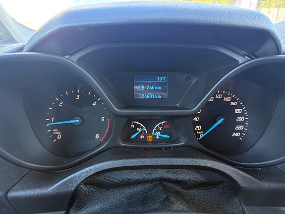 Ford Transit Connect 16 of 29