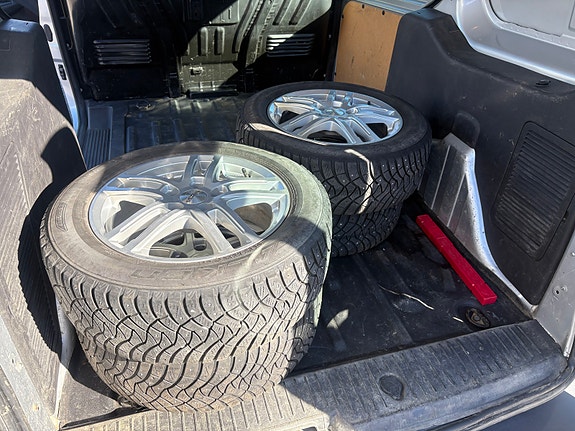 Ford Transit Connect 15 of 29