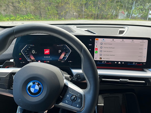BMW iX2 23 of 30