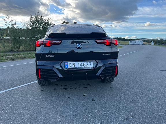 BMW iX2 5 of 30