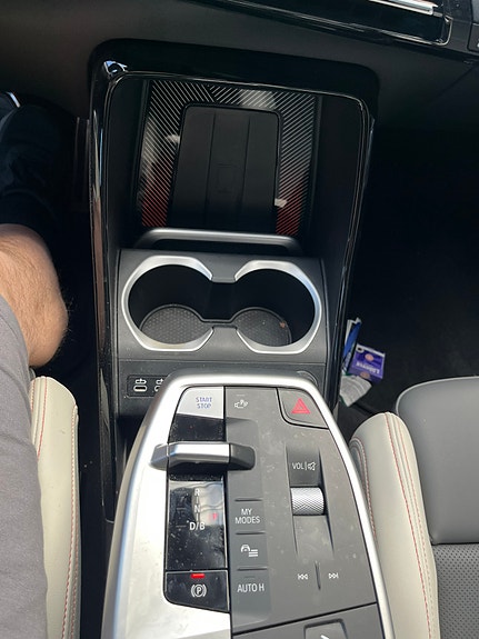 BMW iX2 14 of 30