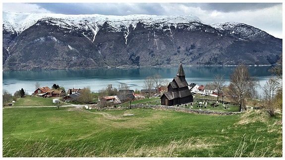 Urnes stavkirke. Foto: Dronegutta