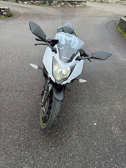 Kawasaki Ninja 125 8 of 8