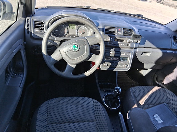 Skoda Fabia 10 of 13