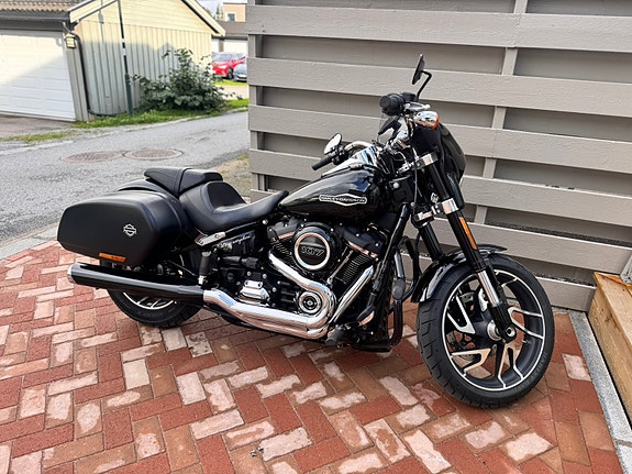 Harley-Davidson FLSB Sport Glide 10 of 24