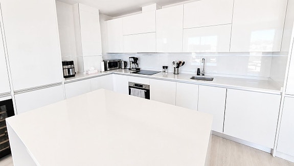 Nøkkelferdig toppleilighet med 3 soverom og 144 m² terrasse