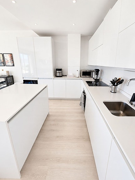 Nøkkelferdig toppleilighet med 3 soverom og 144 m² terrasse