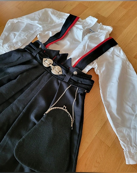 Product image 2 of 9