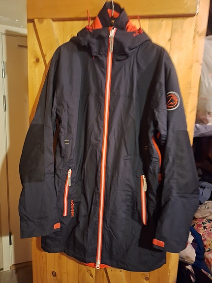 Product image 2 of 9