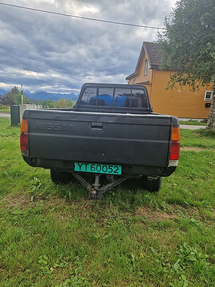 Nissan King Cab 9 of 30